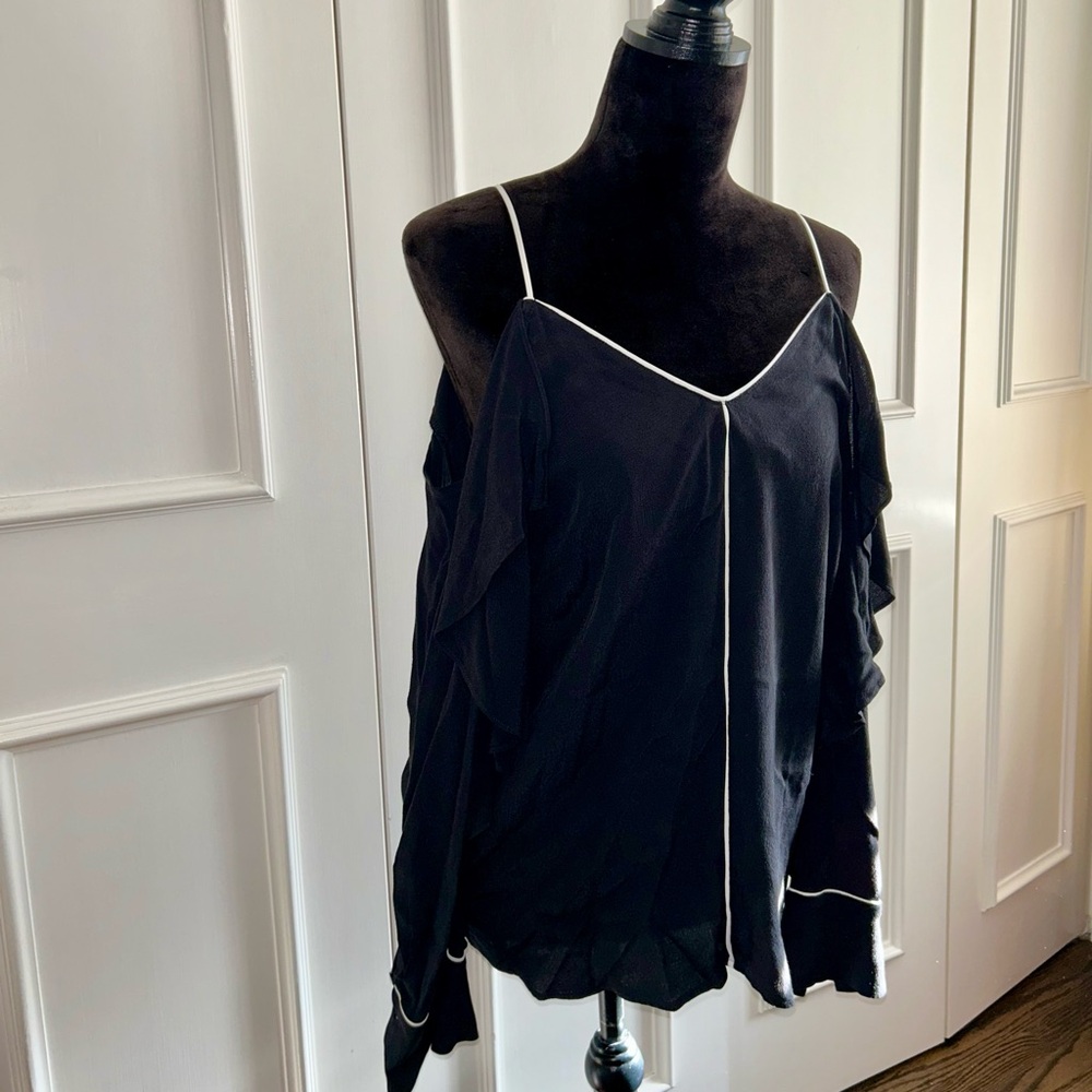 Ro&De Elegant Black Women's Top with White Trim